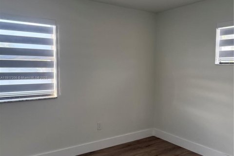 Townhouse in Miami, Florida 3 bedrooms, 115.66 sq.m. № 1974991 - photo 22