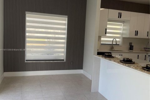 Townhouse in Miami, Florida 3 bedrooms, 115.66 sq.m. № 1974991 - photo 7