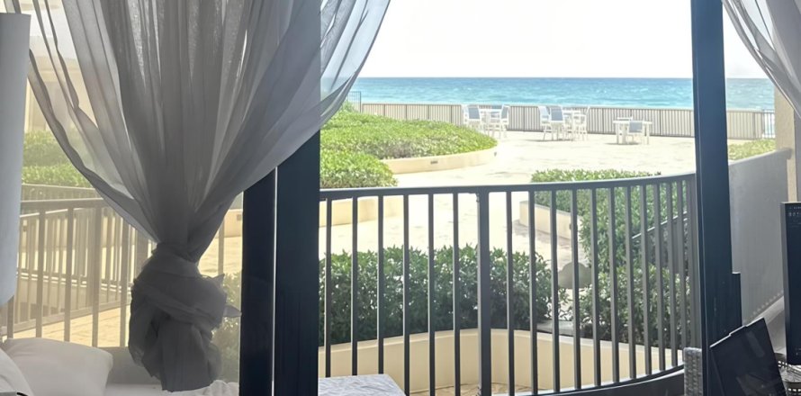 Condo à South Palm Beach, Floride, 1 chambre  № 2146883