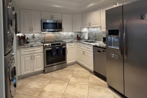 Copropriété à louer à South Palm Beach, Floride: 1 chambre, 106 m2 № 2146883 - photo 14
