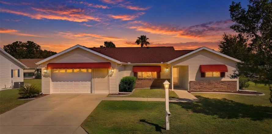 House in Dunnellon, Florida 3 bedrooms, 143.07 sq.m. № 2390945