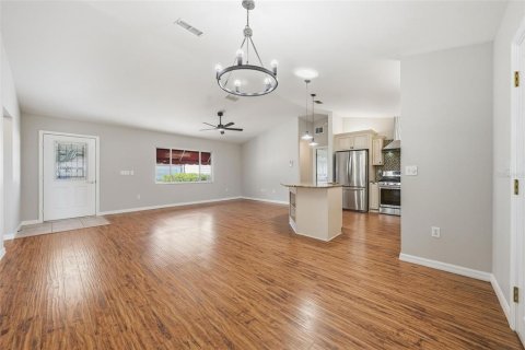 House in Dunnellon, Florida 3 bedrooms, 143.07 sq.m. № 2390945 - photo 12