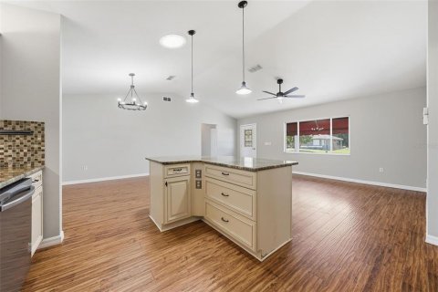 House in Dunnellon, Florida 3 bedrooms, 143.07 sq.m. № 2390945 - photo 18