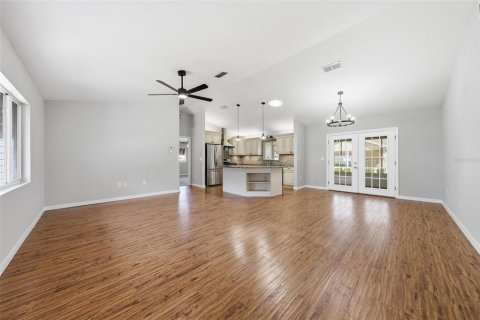 House in Dunnellon, Florida 3 bedrooms, 143.07 sq.m. № 2390945 - photo 10