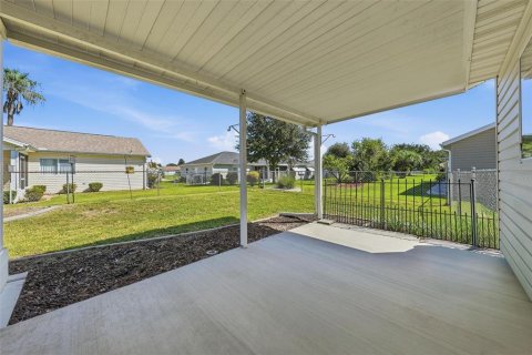House in Dunnellon, Florida 3 bedrooms, 143.07 sq.m. № 2390945 - photo 5