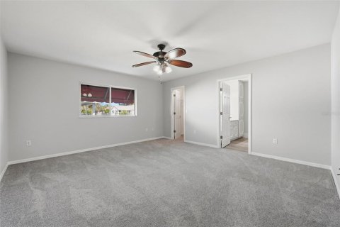 House in Dunnellon, Florida 3 bedrooms, 143.07 sq.m. № 2390945 - photo 19