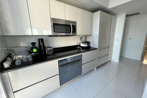 Copropriété à louer à Miami, Floride: 3 chambres, 165.18 m2 № 1944812 - photo 25