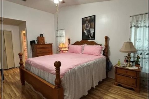 Villa ou maison à vendre à Orlando, Floride: 3 chambres, 140.28 m2 № 2396252 - photo 6