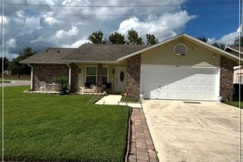 Villa ou maison à Orlando, Floride 3 chambres, 140.28 m2 № 2396252
