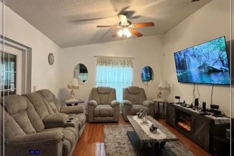 Villa ou maison à vendre à Orlando, Floride: 3 chambres, 140.28 m2 № 2396252 - photo 11