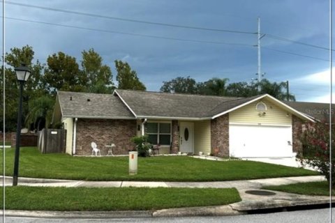 Villa ou maison à vendre à Orlando, Floride: 3 chambres, 140.28 m2 № 2396252 - photo 2