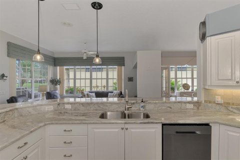 House in Venice, Florida 3 bedrooms, 216.37 sq.m. № 1524632 - photo 30