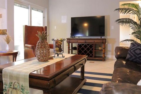 Villa ou maison à louer à Maitland, Floride: 4 chambres, 154.4 m2 № 2102335 - photo 6