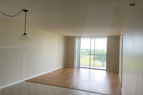 Copropriété à louer à Davie, Floride: 2 chambres, 99.41 m2 № 2084591 - photo 5