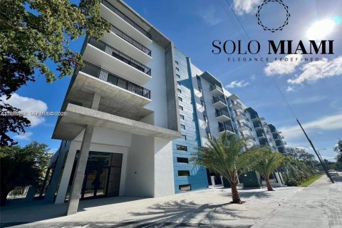 Apartment in North Miami, Florida 2 bedrooms, 89.19 sq.m. № 2040889
