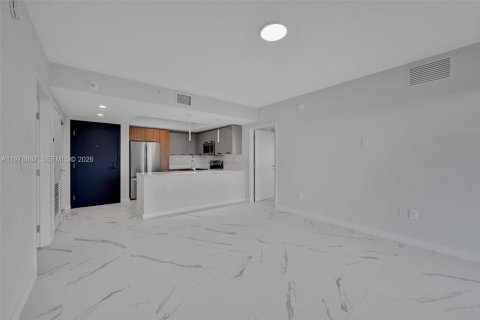 Apartment in North Miami, Florida 2 bedrooms, 89.19 sq.m. № 2040889 - photo 5