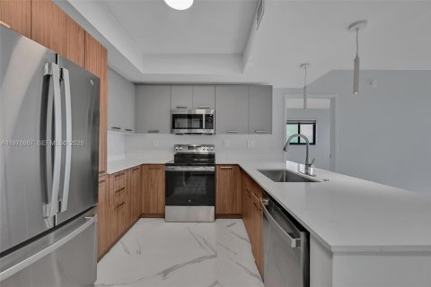 Apartment in North Miami, Florida 2 bedrooms, 89.19 sq.m. № 2040889 - photo 7