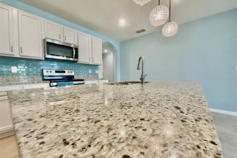 Casa en venta en Saint Cloud, Florida, 4 dormitorios, 170.01 m2 № 1780442 - foto 16