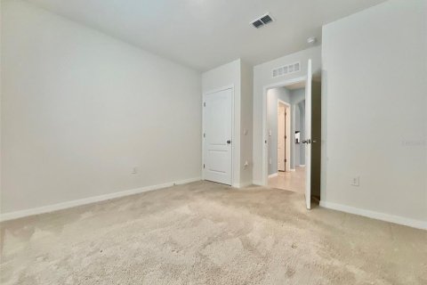 Casa en venta en Saint Cloud, Florida, 4 dormitorios, 170.01 m2 № 1780442 - foto 13