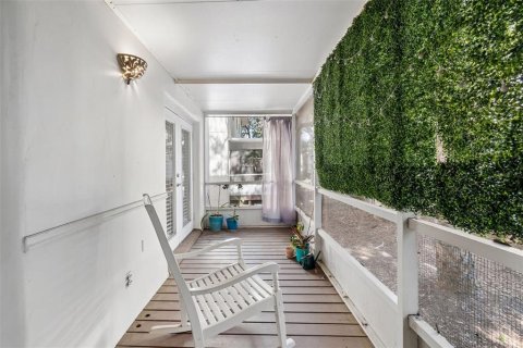 Touwnhouse à louer à Tampa, Floride: 3 chambres, 155.52 m2 № 2148499 - photo 28