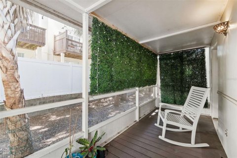 Touwnhouse à louer à Tampa, Floride: 3 chambres, 155.52 m2 № 2148499 - photo 26