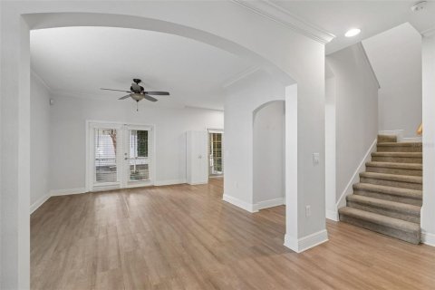 Touwnhouse à louer à Tampa, Floride: 3 chambres, 155.52 m2 № 2148499 - photo 7
