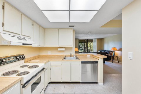 Condominio en venta en Lauderhill, Florida, 2 dormitorios, 100.8 m2 № 2241532 - foto 9