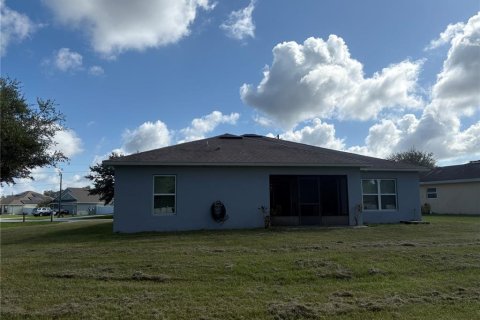 Casa en alquiler en Kissimmee, Florida, 4 dormitorios, 185.71 m2 № 1908622 - foto 25