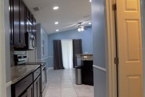 Casa en alquiler en Kissimmee, Florida, 4 dormitorios, 185.71 m2 № 1908622 - foto 9