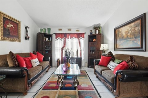 Casa en venta en Orlando, Florida, 4 dormitorios, 193.7 m2 № 1917595 - foto 9