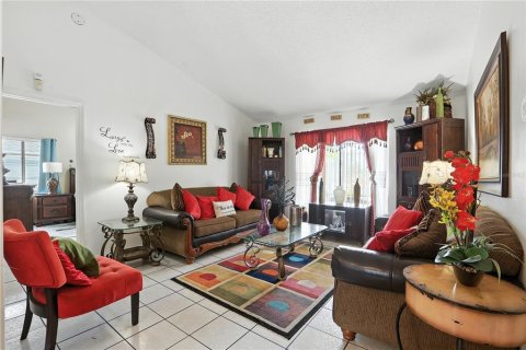 Casa en venta en Orlando, Florida, 4 dormitorios, 193.7 m2 № 1917595 - foto 8