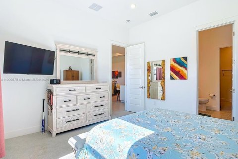 Купить виллу или дом в Аве Мария, Флорида 3 спальни, 157.19м2, № 1970402 - фото 16