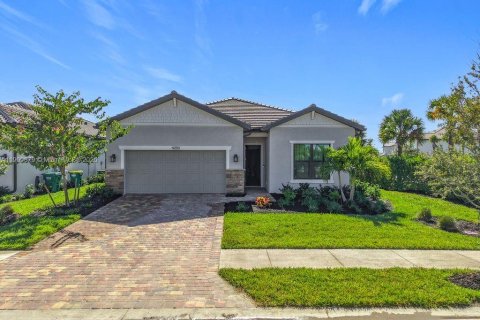 Дом в Аве Мария, Флорида 3 спальни, 157.19м2 № 1970402