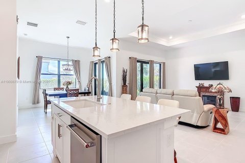 Купить виллу или дом в Аве Мария, Флорида 3 спальни, 157.19м2, № 1970402 - фото 9