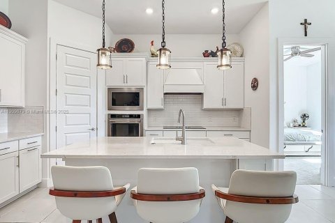 Купить виллу или дом в Аве Мария, Флорида 3 спальни, 157.19м2, № 1970402 - фото 7