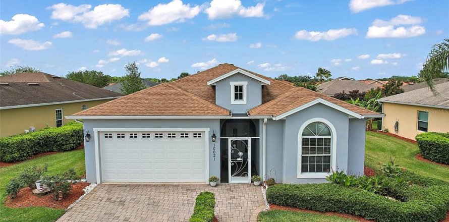 Villa ou maison à Oxford, Floride 3 chambres, 174.28 m2 № 1631365