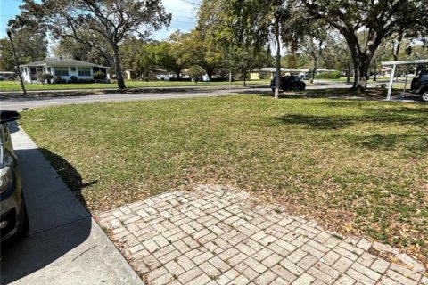 Casa en alquiler en Saint Petersburg, Florida, 3 dormitorios, 114.08 m2 № 1900244 - foto 2