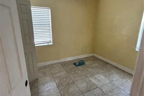 Casa en alquiler en Saint Petersburg, Florida, 3 dormitorios, 114.08 m2 № 1900244 - foto 7