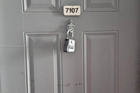 Copropriété à vendre à Homestead, Floride: 2 chambres, 83.15 m2 № 1978052 - photo 7