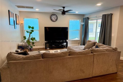 Casa en venta en Boynton Beach, Florida, 4 dormitorios, 263.66 m2 № 2010402 - foto 16