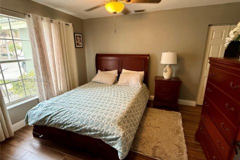 Casa en venta en Boynton Beach, Florida, 4 dormitorios, 263.66 m2 № 2010402 - foto 14