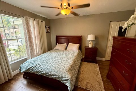 Casa en venta en Boynton Beach, Florida, 4 dormitorios, 263.66 m2 № 2010402 - foto 13