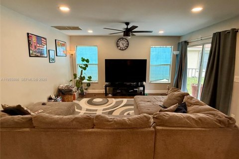 Casa en venta en Boynton Beach, Florida, 4 dormitorios, 263.66 m2 № 2010402 - foto 23