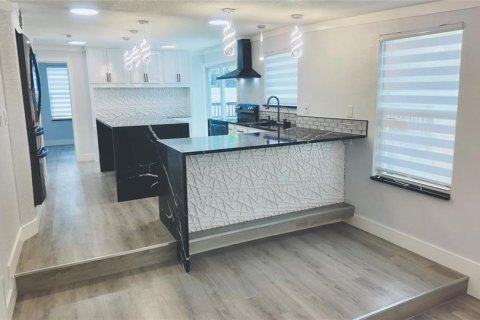 Купить виллу или дом в Деланд, Флорида 6 комнат, 153.1м2, № 2206960 - фото 17
