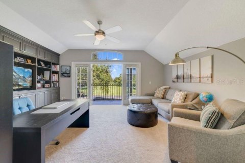 House in Orlando, Florida 6 bedrooms, 397.25 sq.m. № 1898919 - photo 18