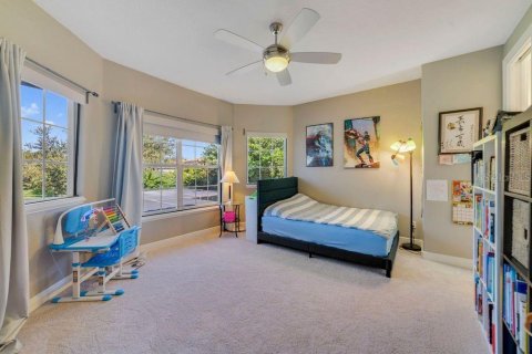 House in Orlando, Florida 6 bedrooms, 397.25 sq.m. № 1898919 - photo 21