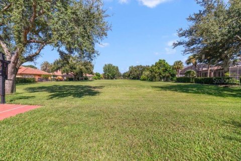 House in Orlando, Florida 6 bedrooms, 397.25 sq.m. № 1898919 - photo 30