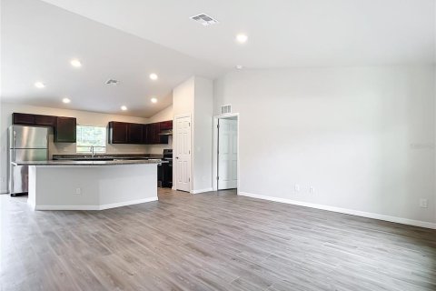 Casa en venta en Punta Gorda, Florida, 4 dormitorios, 150.22 m2 № 1910801 - foto 2