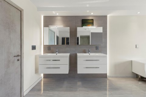 Купить кондоминиум в Авентура, Флорида 4 комнаты, 106.47м2, № 2250381 - фото 23