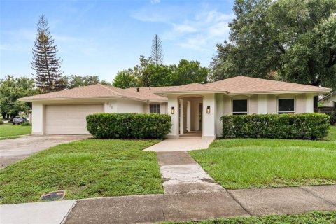 Villa ou maison à Maitland, Floride 4 chambres, 213.68 m2 № 2415036